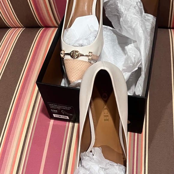 Coach Women's Elegant Cream and Tan Heels - Picture 1 of 1